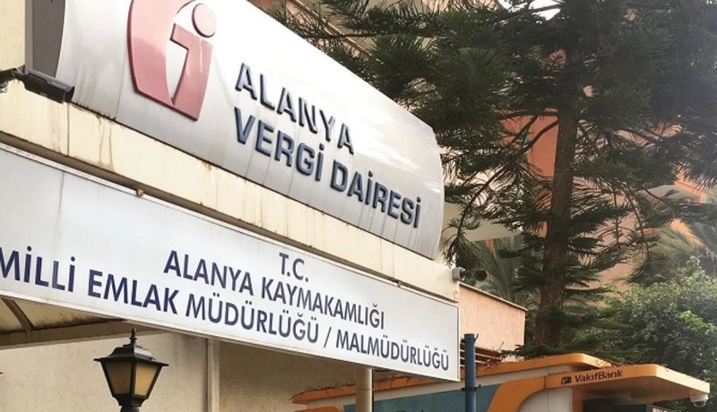 Alanya'da esnaftan vergi tepkisi