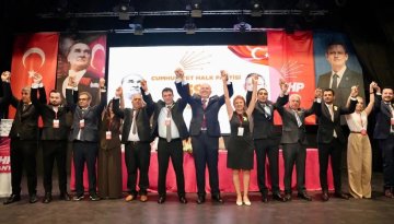 CHP Alanya’da kongre tamam: Kandemir yeniden başkan seçildi