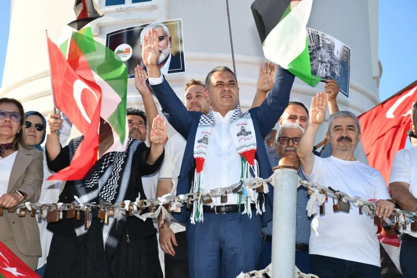 Ak Parti Alanya'da 'Gazze Kararlılık Yürüyüşü' gerçekleştirdi