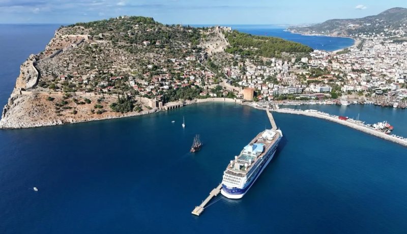 Marella Discovery bir kez daha Alanya'da