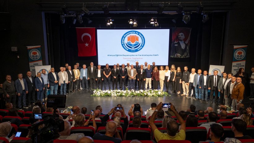 Şahin açılışını yaptı: Alanya Eğitim Dayanışma ve Yardımlaşma Vakfı kuruldu