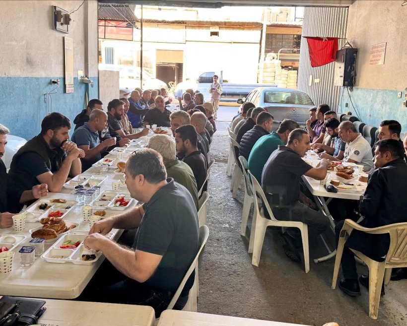 MHP Alanya'nın 'Hayırlı Günler Komşum Ziyaretleri' ziyaretleri sürüyor