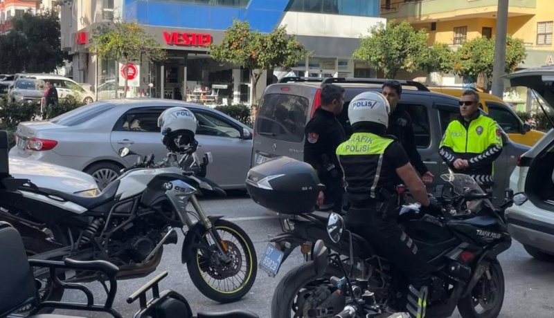 Alanya’da Emniyetinden Motosikletlere Sıkı Uygulama