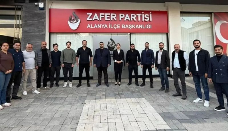 Zafer Partisi’nden Arıkan'a duygusal veda