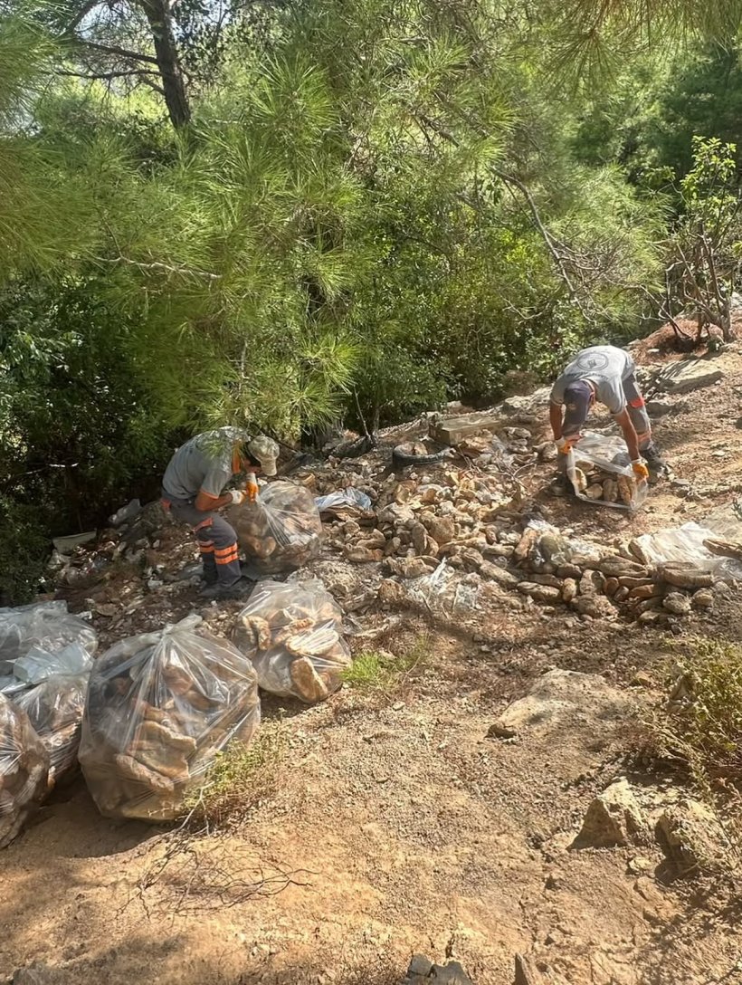 Alanya Oba’da küflü ekmek rezaleti ortadan kaldırıldı
