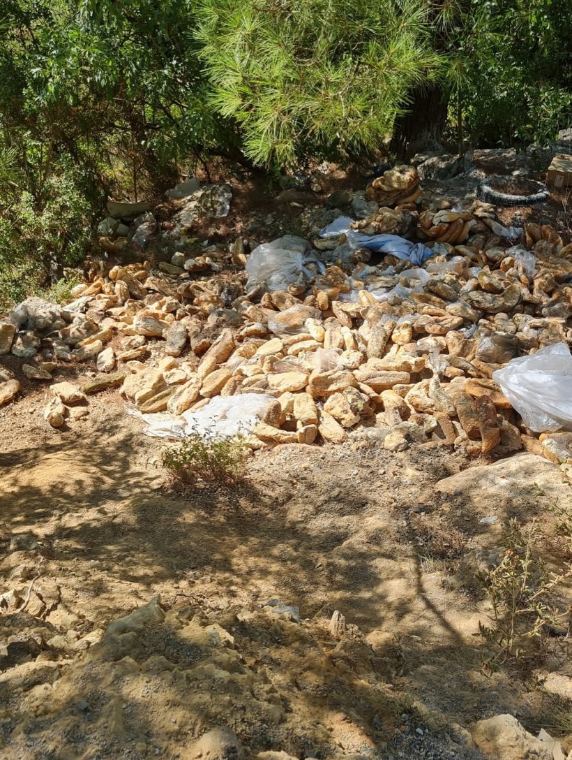 Alanya Oba’da küflü ekmek rezaleti ortadan kaldırıldı