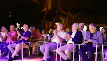 CAZIN BÜYÜSÜ ALANYA’YI SARDI - FESTİVAL RENKLİ GÖRÜTÜNLERLE BAŞLADI