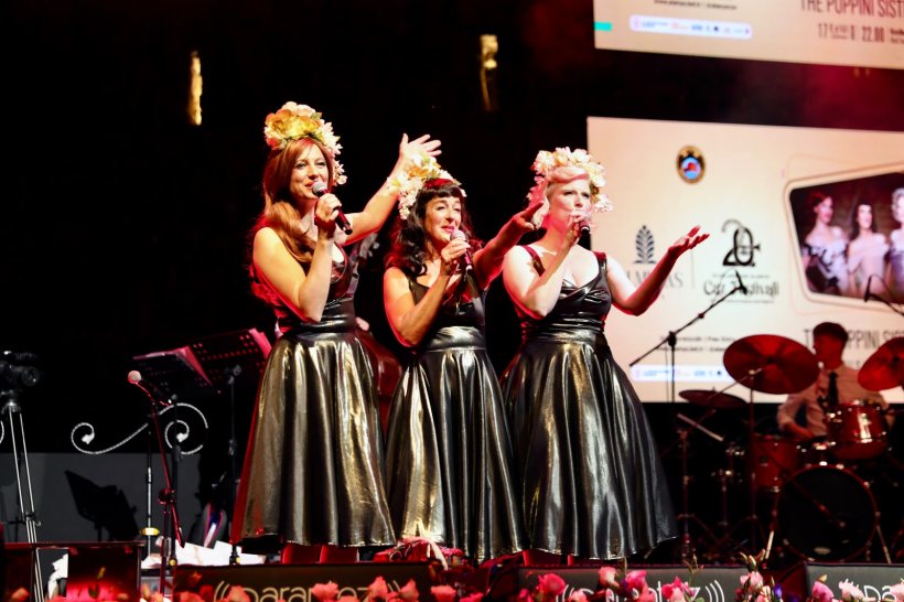 CAZIN BÜYÜSÜ ALANYA’YI SARDI - FESTİVAL RENKLİ GÖRÜTÜNLERLE BAŞLADI