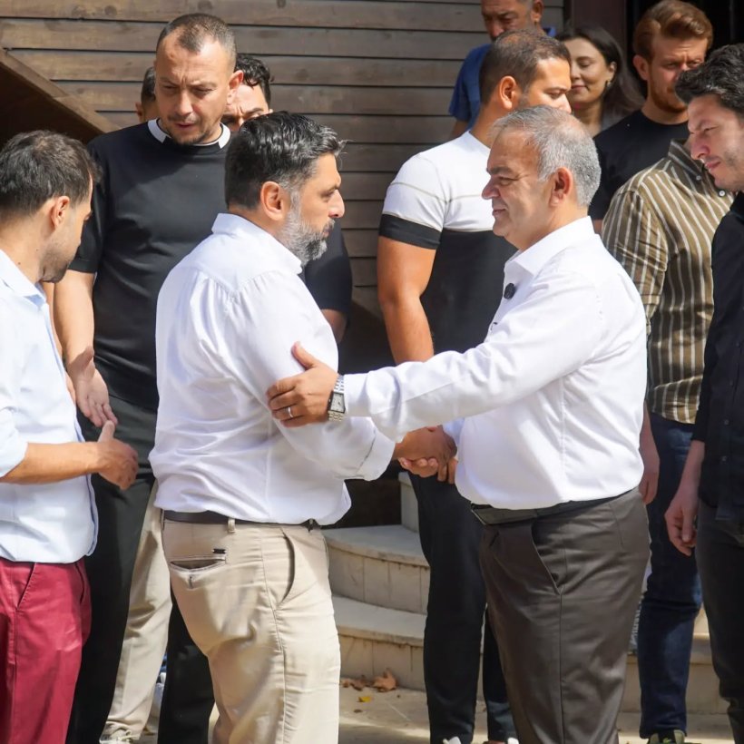 Mustafa Tuna se&ccedil;im &ccedil;alışmalarını s&uuml;rd&uuml;r&uuml;yor: Mimarlar Odası&rsquo;nı ziyaret etti